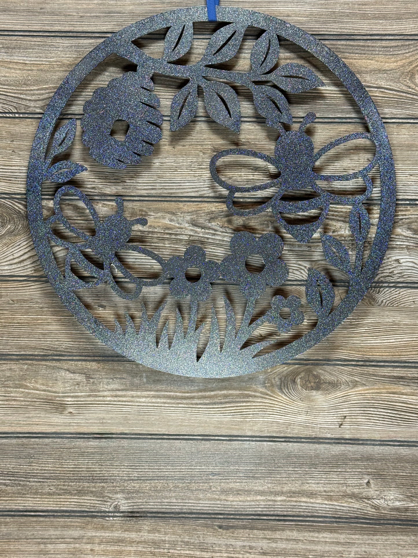 Bee-Just buzzing around wall art