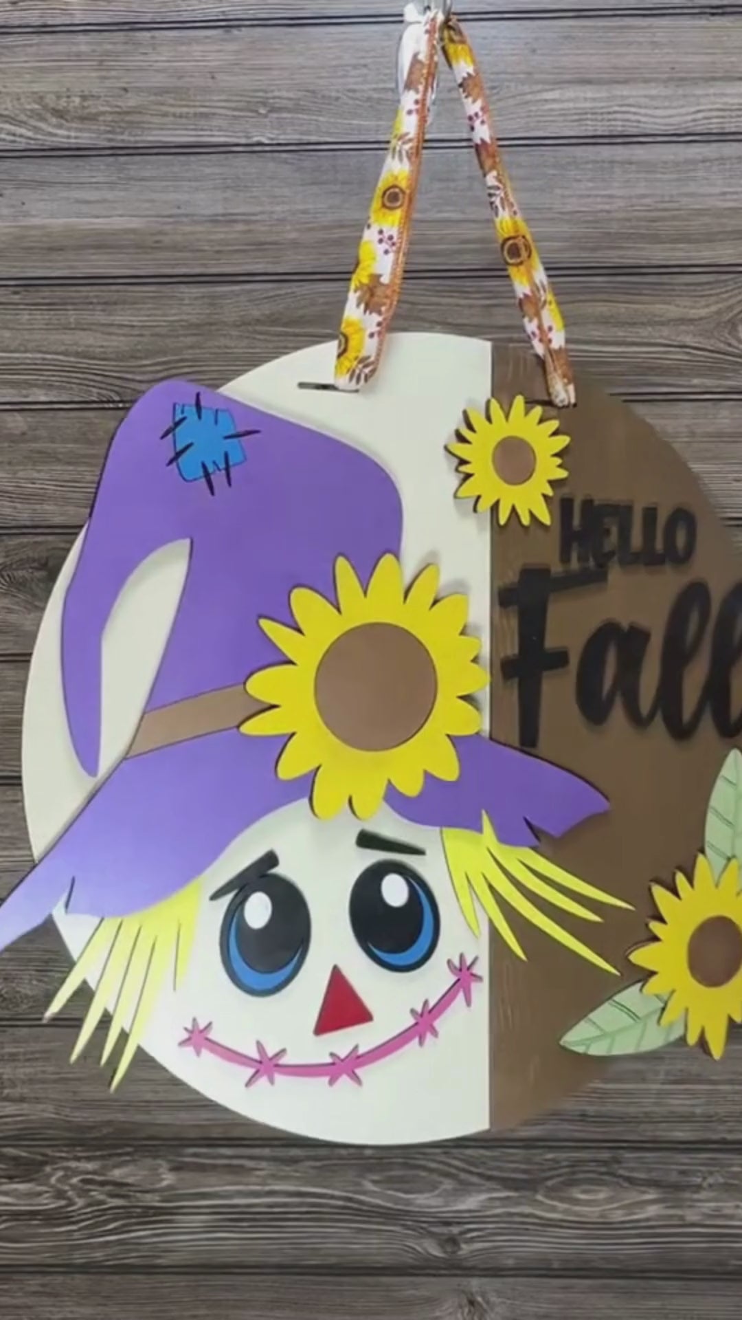Hello Fall-Scarecrow